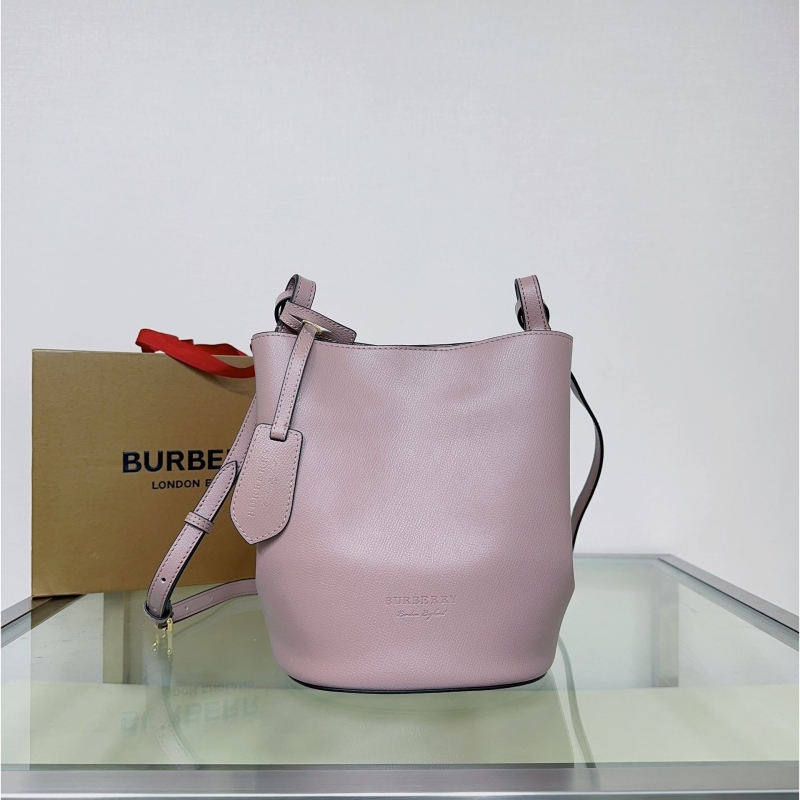 B**rry bucket bags